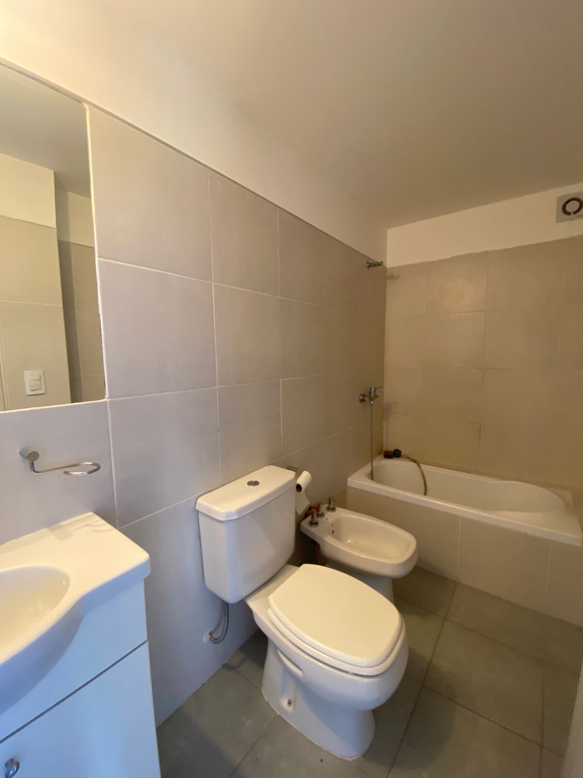 WhatsApp Image 2025-08-26 at 17.22.08