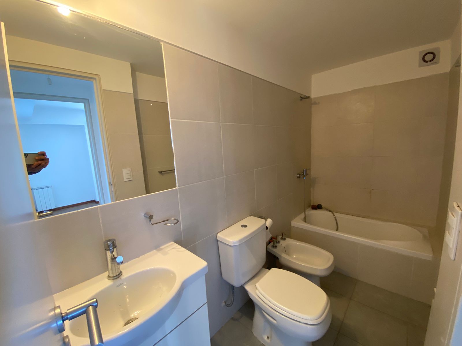 WhatsApp Image 2025-08-26 at 17.22.21 (1)