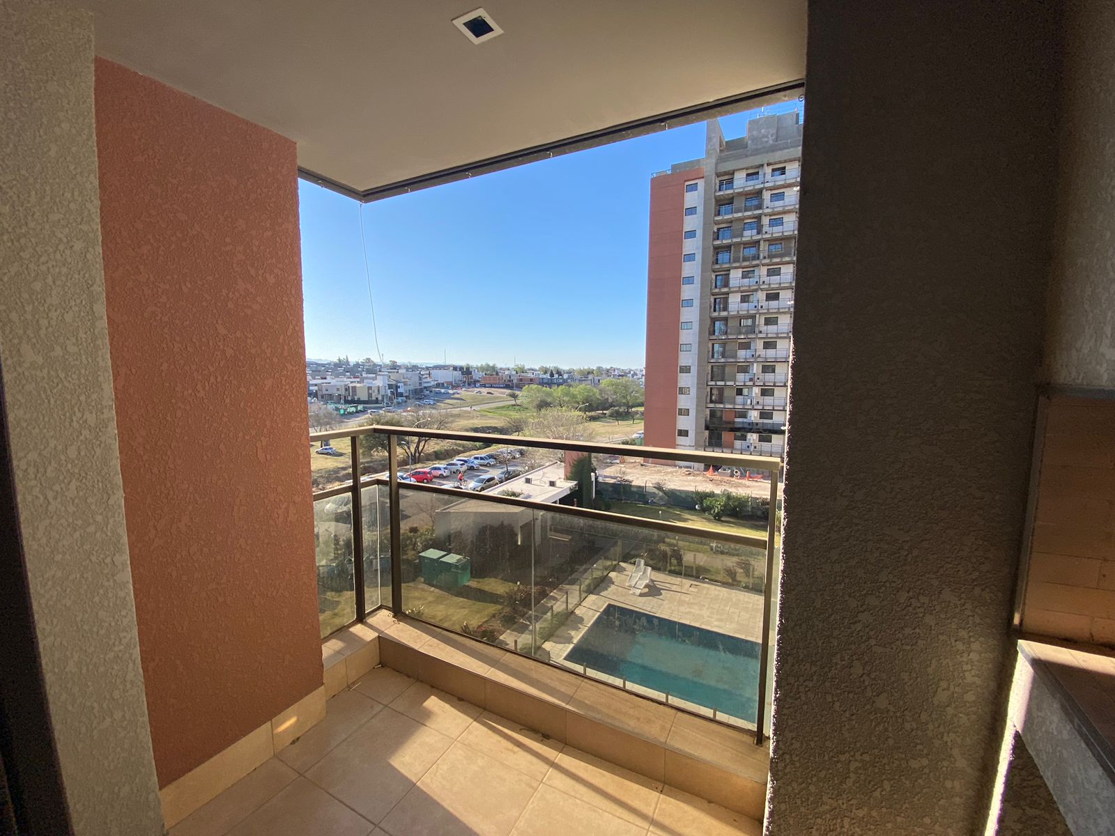 WhatsApp Image 2025-08-26 at 17.22.22 (1)